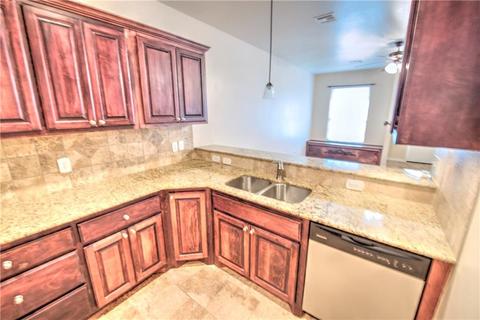 2102 Lonnie Ln, Moore, OK 73170 photo 6