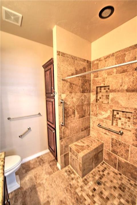 2102 Lonnie Ln, Moore, OK 73170 photo 18