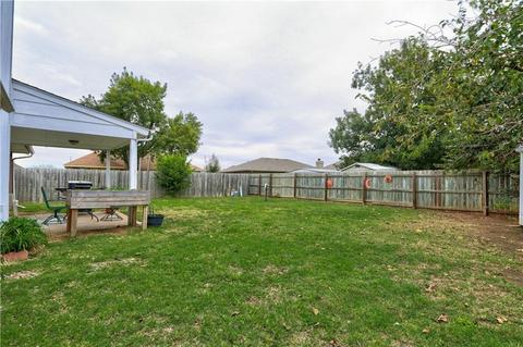832 Lakecrest Dr, Moore, OK 73170 photo 26