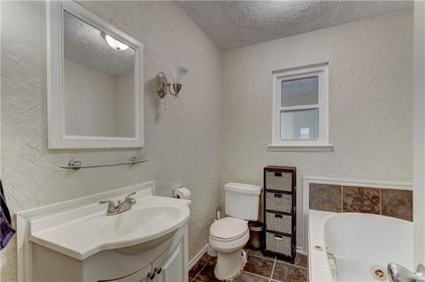 832 Lakecrest Dr, Moore, OK 73170 photo 18