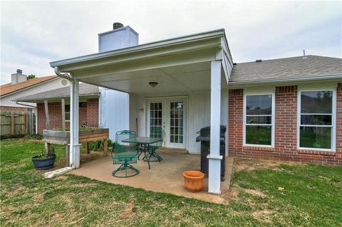 832 Lakecrest Dr, Moore, OK 73170 photo 30