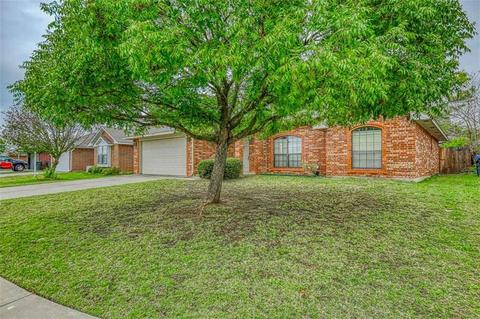 1747 Concord Dr, Norman, OK 73071 photo 2