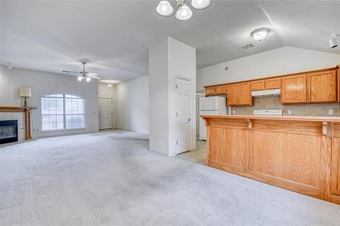 1747 Concord Dr, Norman, OK 73071 photo 8