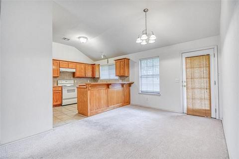 1747 Concord Dr, Norman, OK 73071 photo 7