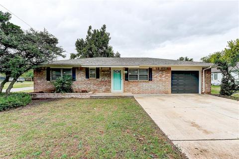 507 SW 4th St, Tuttle, OK 73089 photo 2