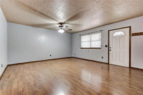 507 SW 4th St, Tuttle, OK 73089 photo 6