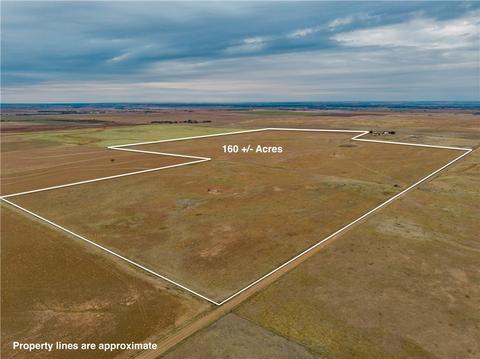 17681 East 1280 Road, Erick, OK 73645 photo 1