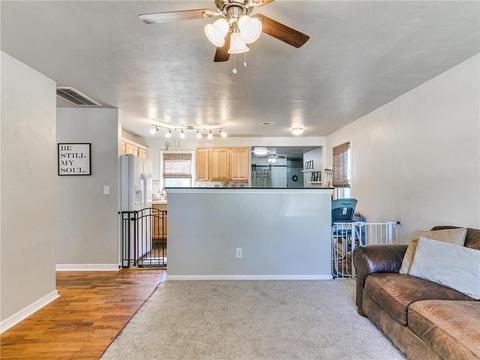 232 Sunset Dr, Edmond, OK 73003 photo 3