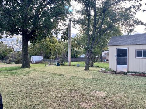 324 Memory Ln, Edmond, OK 73013 photo 28