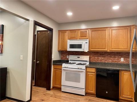 324 Memory Ln, Edmond, OK 73013 photo 6