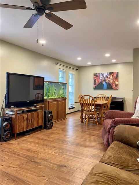 324 Memory Ln, Edmond, OK 73013 photo 10