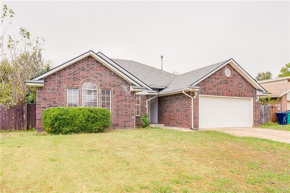 10109 S Hillcrest Dr, Oklahoma City, OK 73159 36 Photos MLS 984270