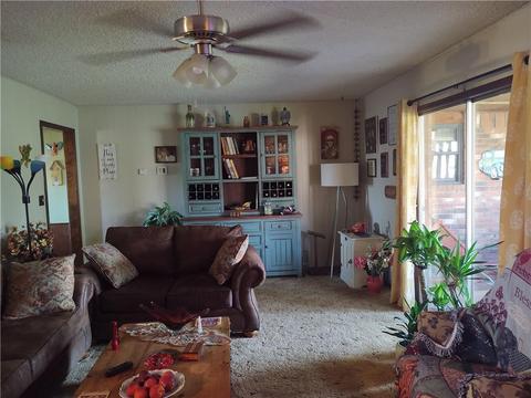 509 E Scott St, Carnegie, OK 73015 photo 6