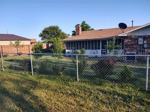 509 E Scott St, Carnegie, OK 73015 photo 11