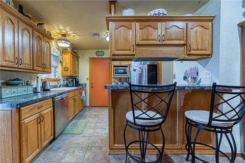 705 Comanche Trl, Altus, OK 73521 photo 12