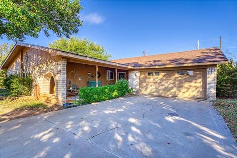 705 Comanche Trl, Altus, OK 73521 photo 1