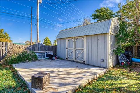 705 Comanche Trl, Altus, OK 73521 photo 31