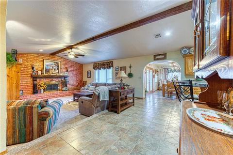 705 Comanche Trl, Altus, OK 73521 photo 7