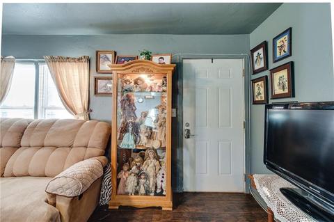 401 W Elm, Tuttle, OK 73089 photo 5