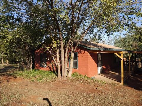 21760 E 5th St, Hinton, OK 73047 photo 1