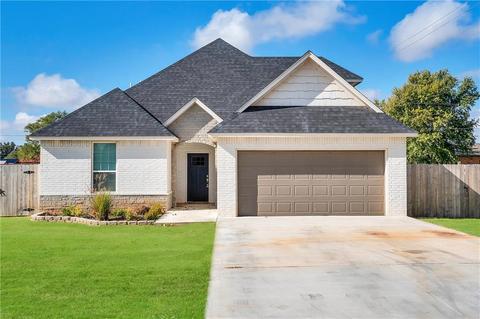308 N 4th St, Thomas, OK 73669 photo 2