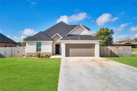 308 N 4th St, Thomas, OK 73669 photo 1