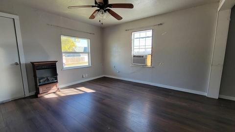 109 N 7th St, Mcloud, OK 74851 photo 5