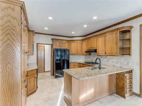 1704 Devon Ct, Norman, OK 73072 photo 9