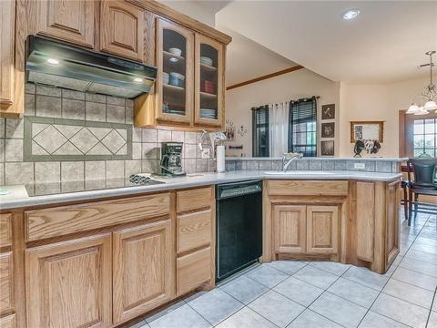 4207 Nugget Ln, Tuttle, OK 73089 photo 9