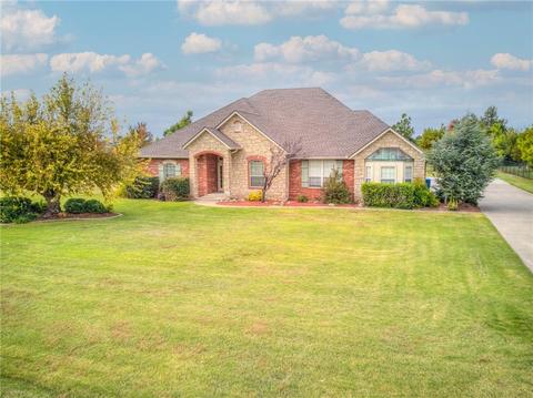4207 Nugget Ln, Tuttle, OK 73089 photo 2
