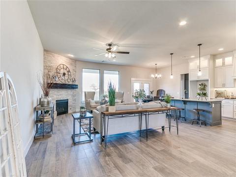 11205 Eagle Ct, Yukon, OK 73099 photo 4