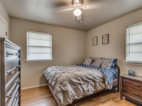 301 Elder Ln, Mustang, OK 73064 photo 12
