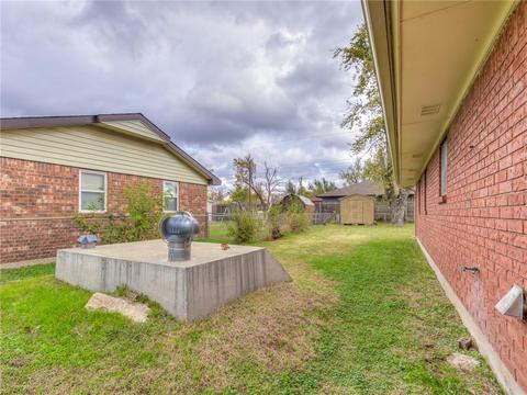 301 Elder Ln, Mustang, OK 73064 photo 21
