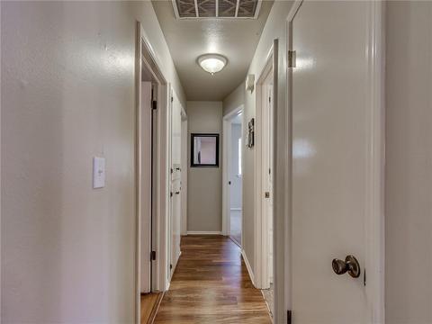 301 Elder Ln, Mustang, OK 73064 photo 11