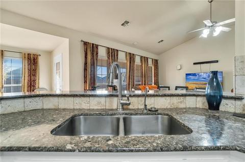 1812 White Tail Cir, Altus, OK 73521 photo 11
