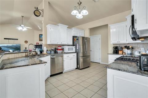 1812 White Tail Cir, Altus, OK 73521 photo 8