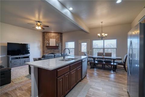 285 Cedar Tree Cir, Guthrie, OK 73044 photo 10