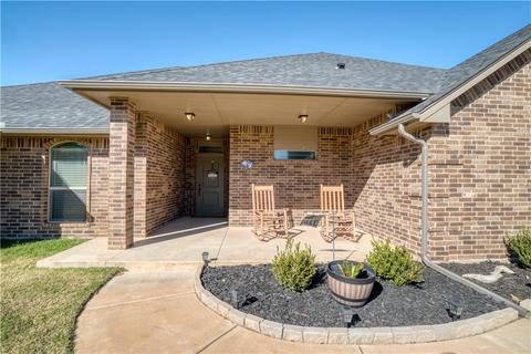 285 Cedar Tree Cir, Guthrie, OK 73044 photo 4