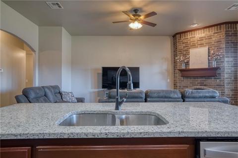 285 Cedar Tree Cir, Guthrie, OK 73044 photo 11