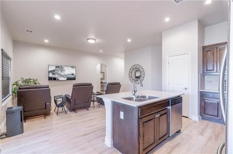 3500 Upland Ridge Dr, Yukon, OK 73099 photo 5