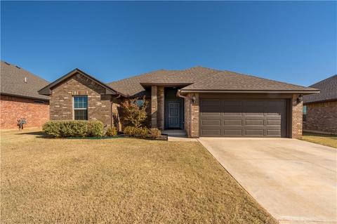 3500 Upland Ridge Dr, Yukon, OK 73099 photo 1