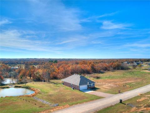 29279 Spur Cir, Mcloud, OK 74851 photo 4