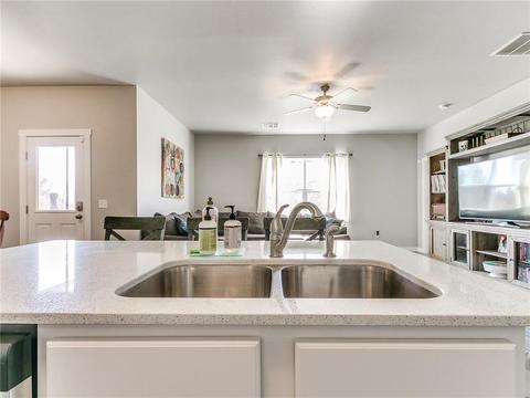 29279 Spur Cir, Mcloud, OK 74851 photo 8