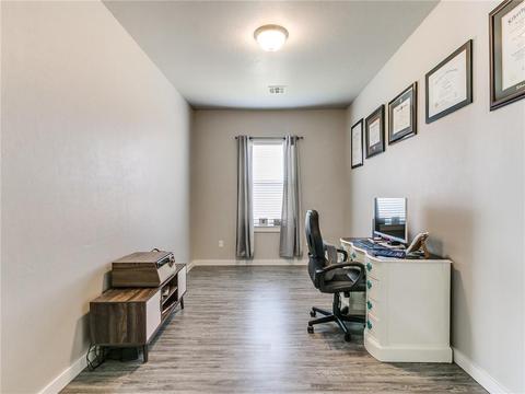 29279 Spur Cir, Mcloud, OK 74851 photo 32