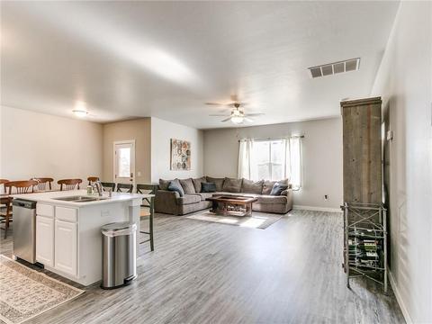 29279 Spur Cir, Mcloud, OK 74851 photo 10