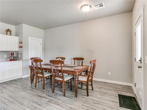 29279 Spur Cir, Mcloud, OK 74851 photo 13