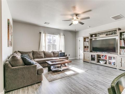 29279 Spur Cir, Mcloud, OK 74851 photo 15