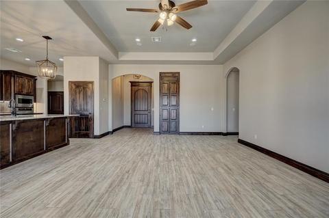1313 Kimberlin Ln, Tuttle, OK 73089 photo 9