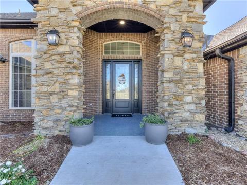 500 Chad Dr, Tuttle, OK 73089 photo 3