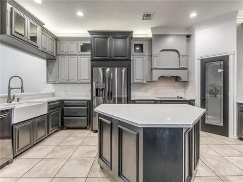 500 Chad Dr, Tuttle, OK 73089 photo 8